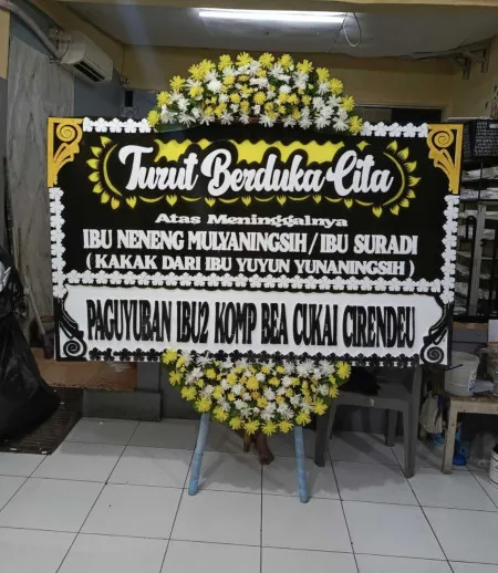 Papan Bunga Duka Kudus