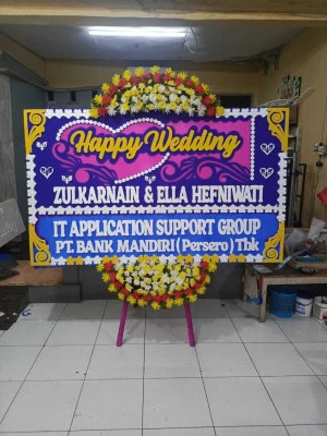 Papan Bunga di Kudus