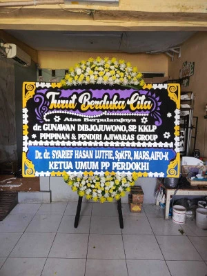 Papan Bunga di Kudus
